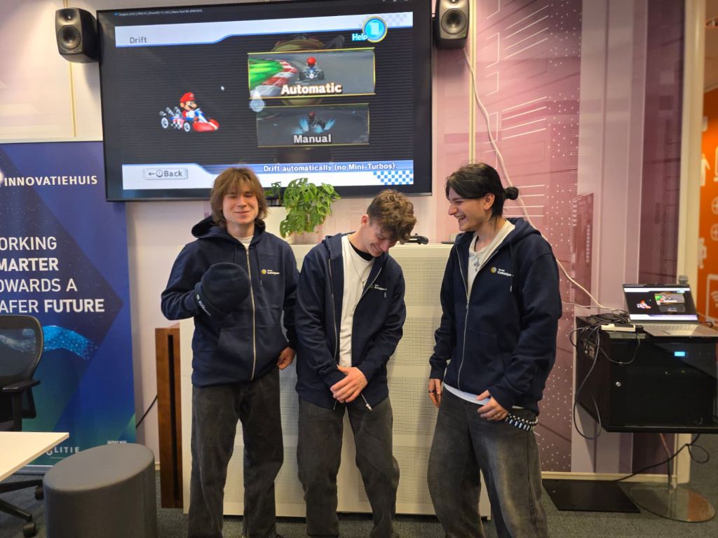 Winnaars van de Hoodie-challenge.